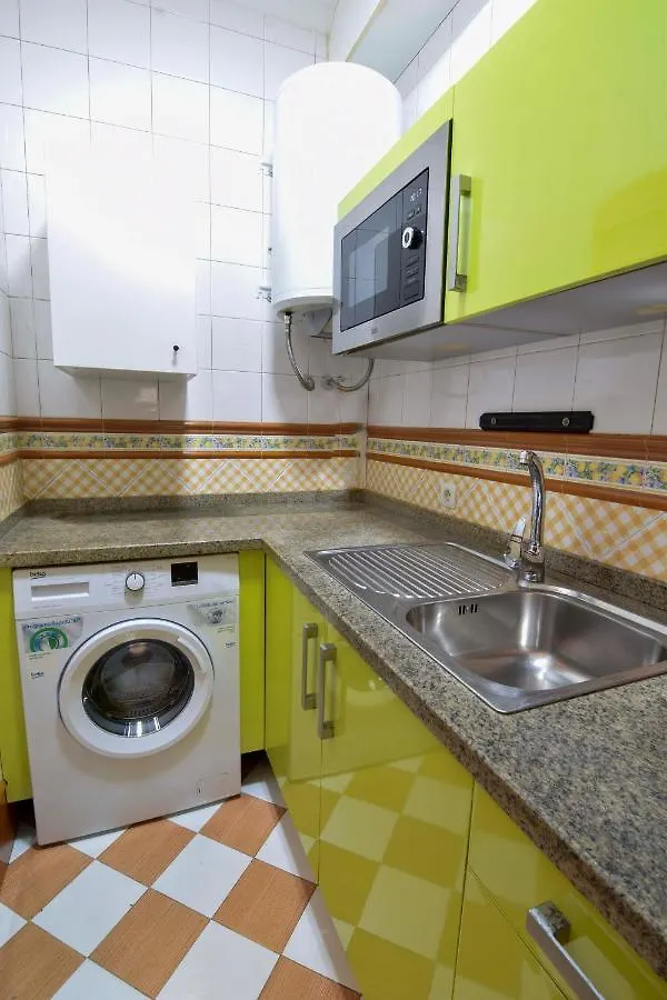 Apartamento Letmalaga Economy Menita 0*,